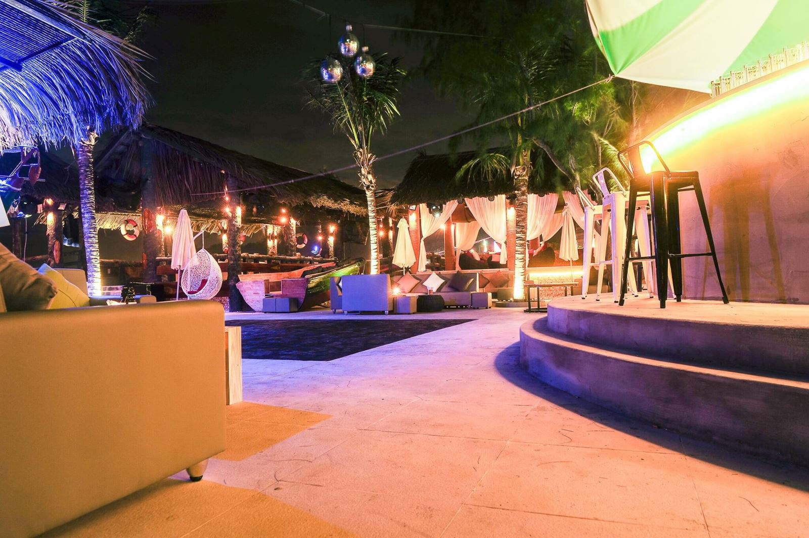 Caribbean Lounge  không gian giải trí hòan  toàn mới lạ tại Vũng Tầu