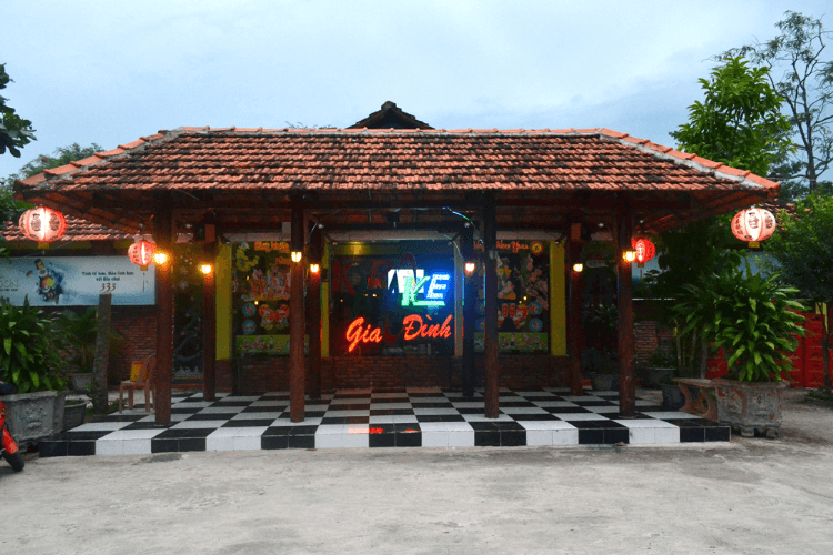 Hội Quán Bia Sài Gòn  TP Vĩnh Long  địa chỉ thưởng thức ẩm thực ngon cuối tuần .