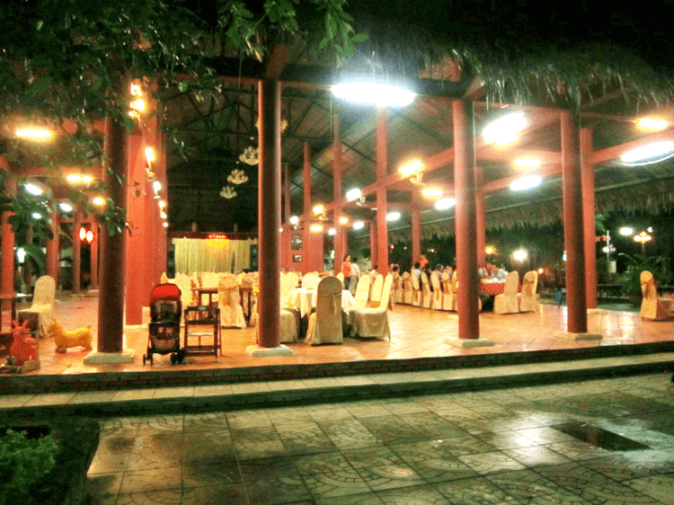 Ẩm Thực độc đáo tại Nhà hàng cổ thành Tây Đô Cần Thơ