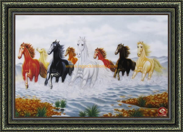 Tranh đá quý Ngọc Kim Long có mặt tại Huế