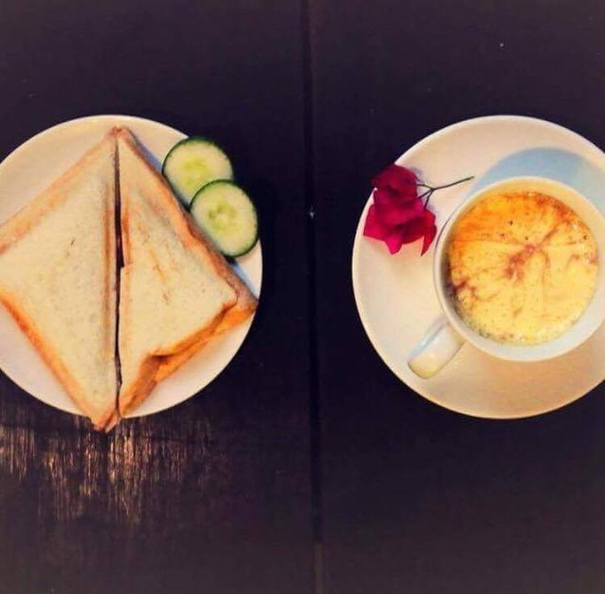 Quán cà phê trứng giữa phố Tây Sài Gòn gợi nhớ Hà Nội