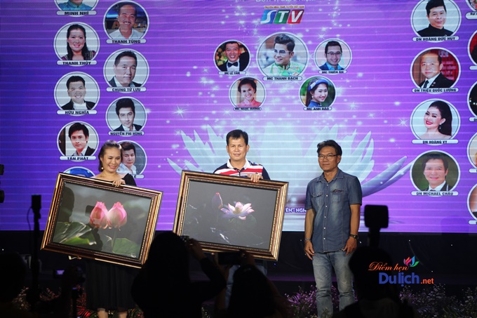 Triển lãm ảnh ‘’Công Đức Sinh Thành’’ của nhiếp ảnh Thành Xuân Anh thành công tốt đẹp