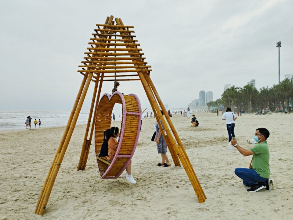 Đà Nẵng khởi động lại du lịch biển sau thời gian chống dịch