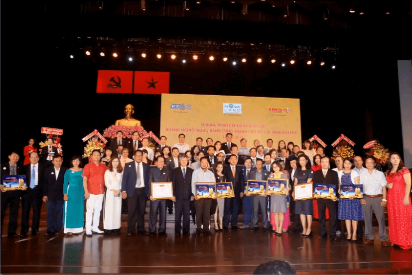 Nghệ nhân Đăng Tự người đam mê thổi hồn vào gỗ mỹ nghệ