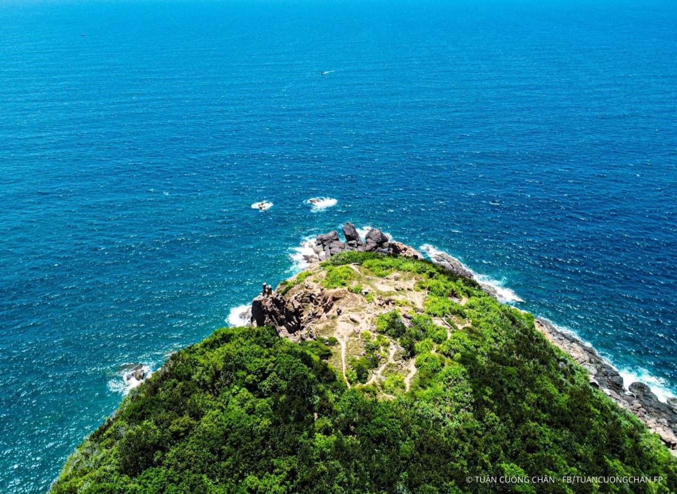 Mũi Nghê - viên ngọc xanh bí ẩn của Đà Nẵng