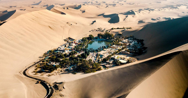 Khám phá Ốc đảo Huacachina ở Peru được gọi là Ốc đảo cô đơn nhất thế giới