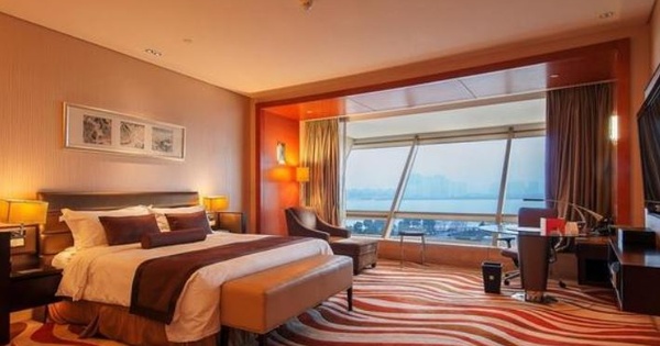 Khi nhận phòng khách sạn, nhìn thấy điều này nên đổi phòng ngay kẻo mang họa