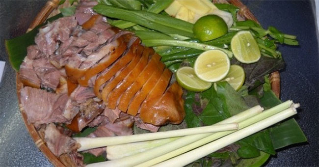 Những căn bệnh đáng sợ từ thịt chó dụ có ăn chín