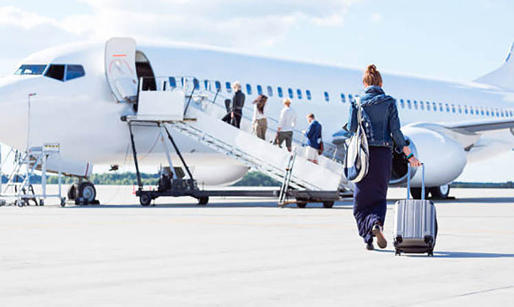 Những hành khách dễ bị tiếp viên để ý khi lên máy bay