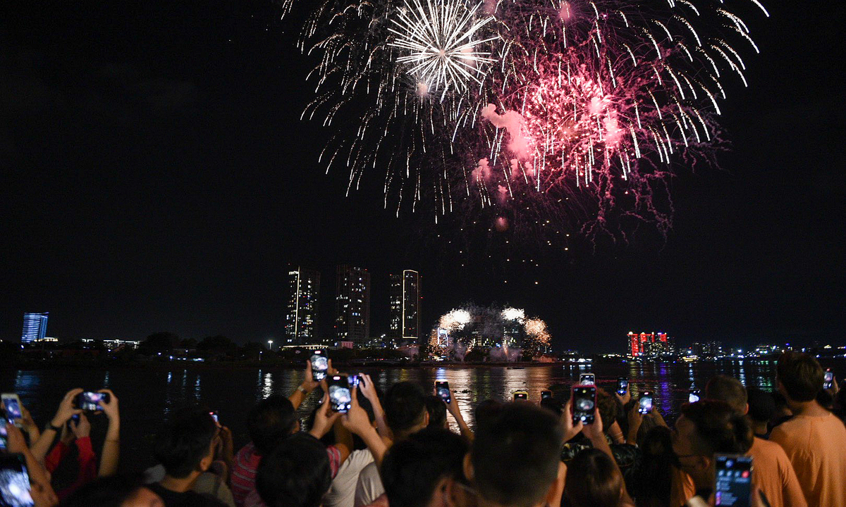 Những lưu ý khi đi đón Tết Dương Lịch ở Sài Gòn