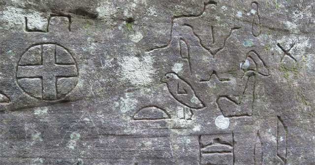 Sự thật về những chữ tượng hình Ai Cập cổ đại được phát hiện ở Úc