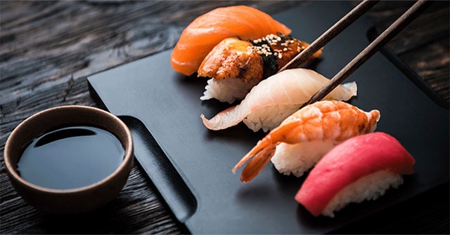 Tại sao người Nhật ăn cá sống mỗi ngày mà không sợ bị nhiễm ký sinh trùng?