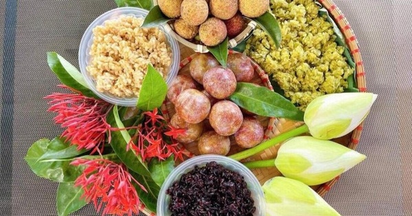 Top 6 loại hoa nên đặt trên ban thờ dịp Tết Đoan Ngọ